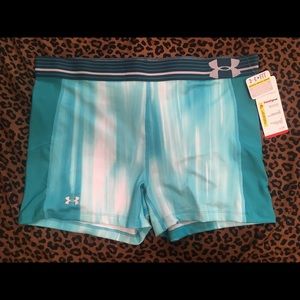 NWT Under Armour shorts size XL